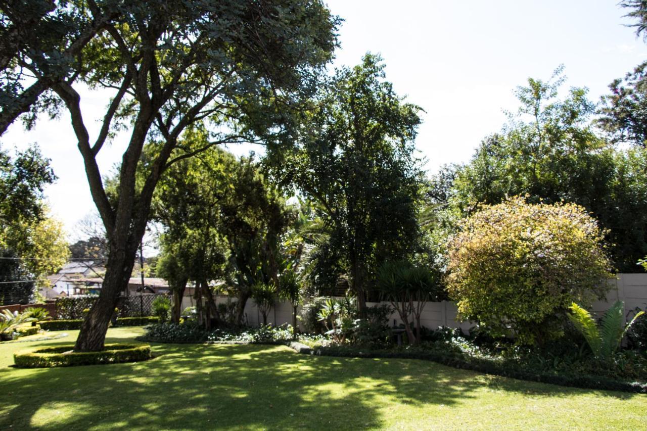 64 On Malabor Bed & Breakfast Pretoria Exterior photo